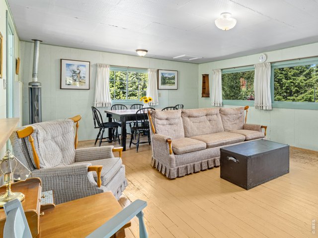 Property Photo 7 Spacious living room and dining room