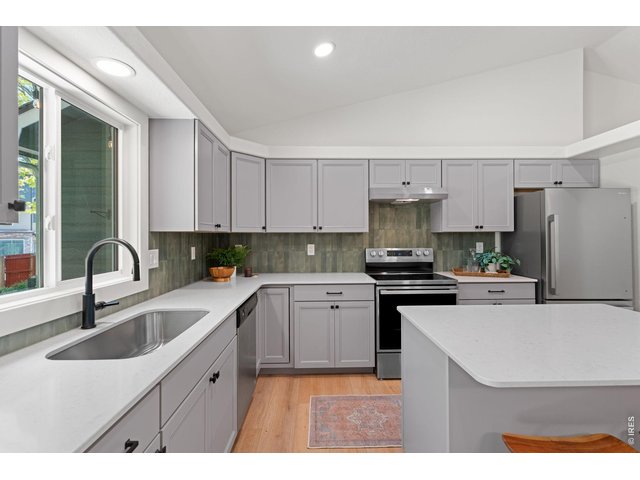 Property Photo 20 Plenty of counter and cabinet space