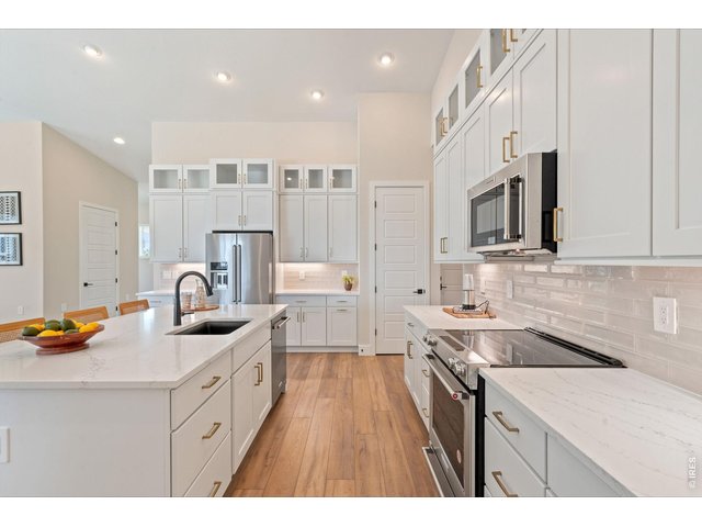 Property Photo 15 