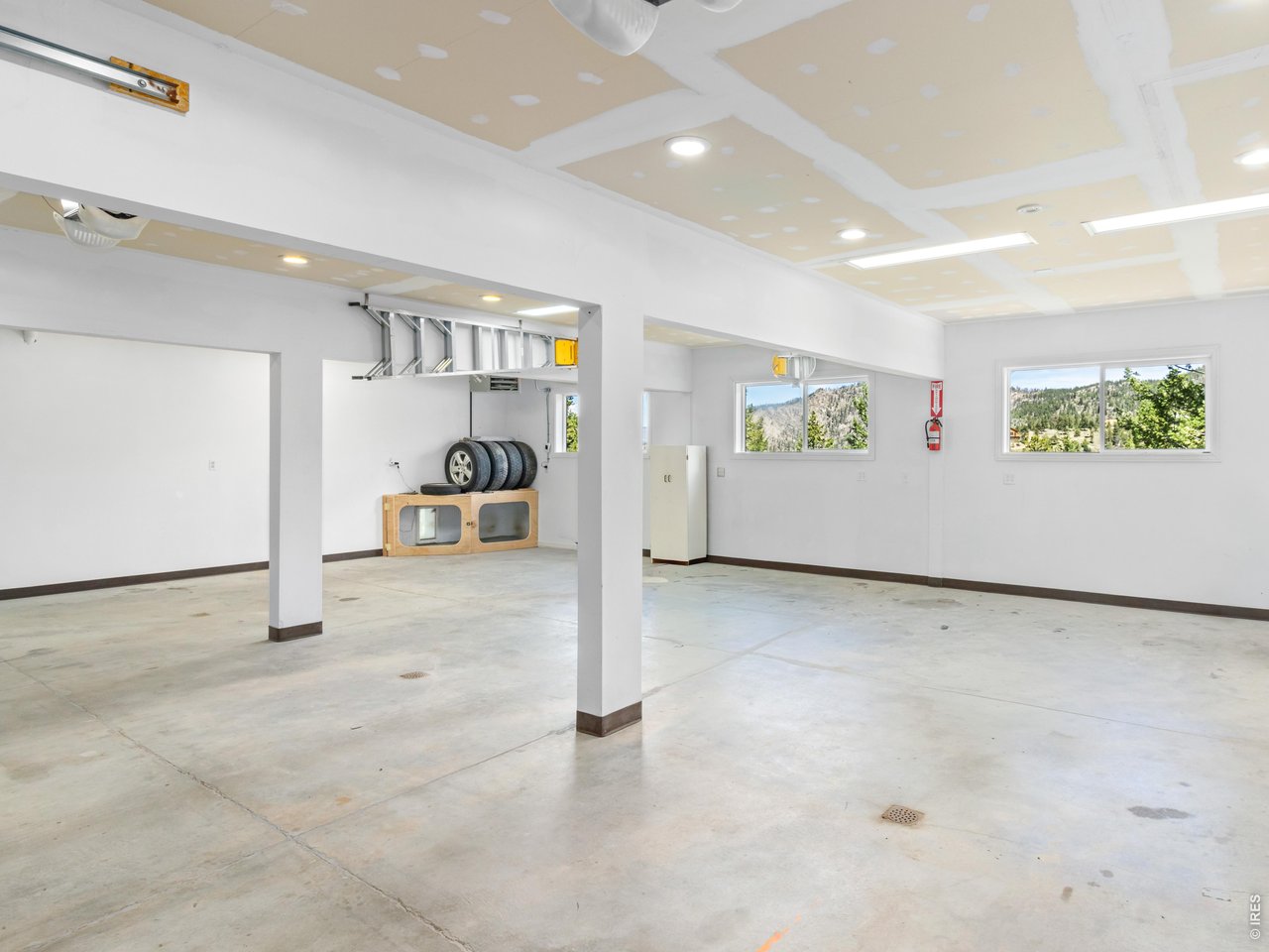 Property Photo 43 Three Car Heated Garage