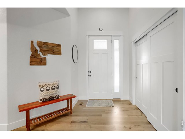 Property Photo 6 Entry Foyer