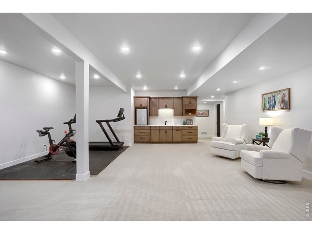 Property Photo 23 Basement Rec room with wet bar
