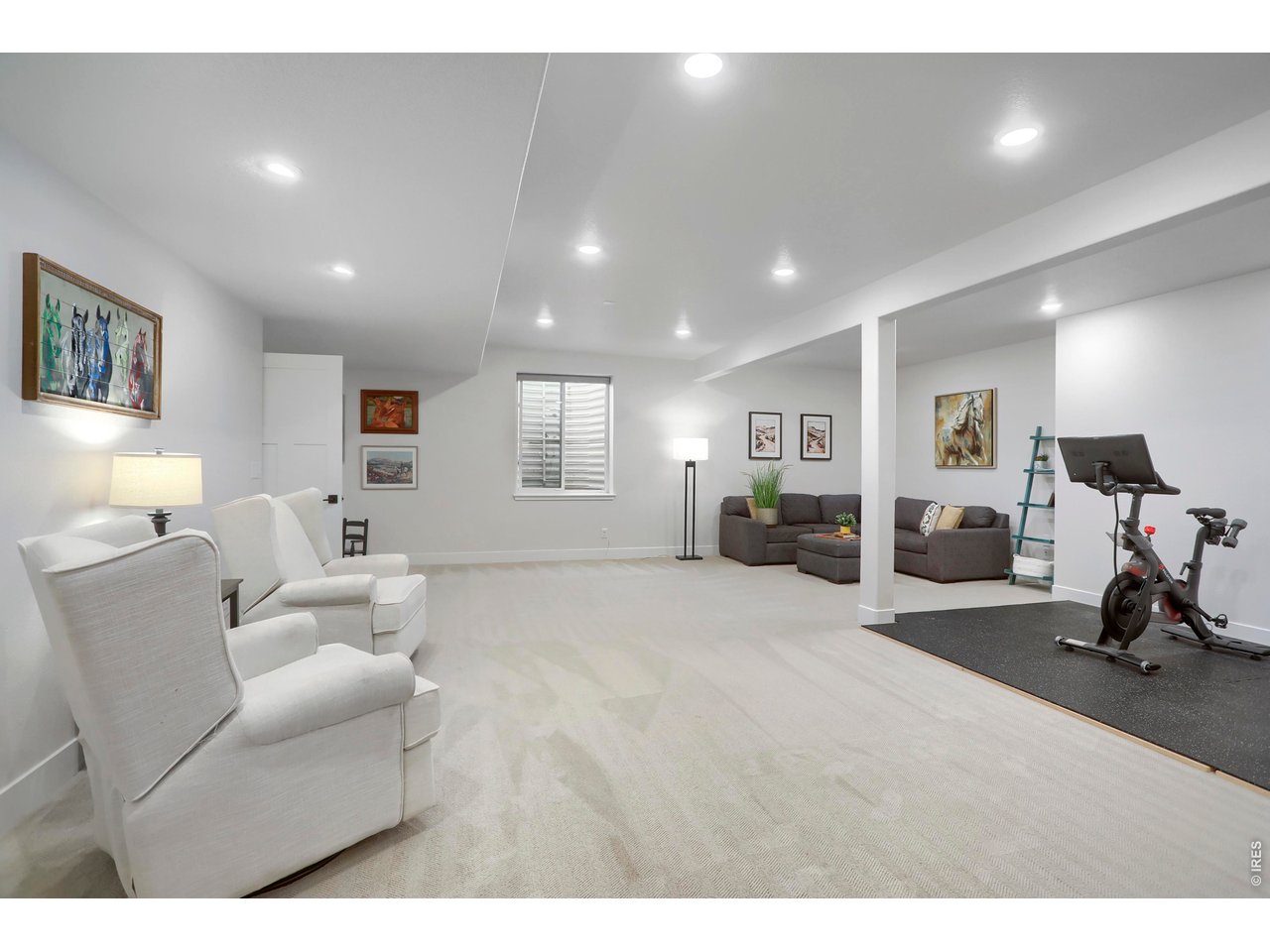 Property Photo 24 Basement Rec room with wet bar