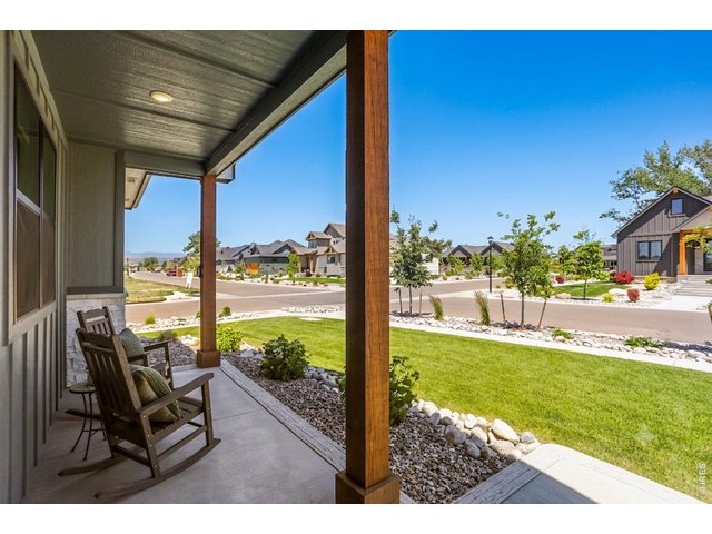 Property Photo 4 Large Covered Front Porch