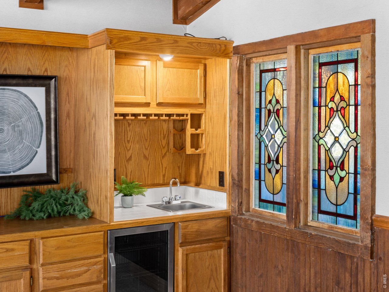 Property Photo 43 Stained Glass Decor