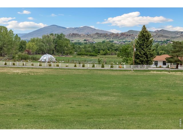 Property Photo 49 Amazing Colorado Foothills and Devi's Backbone views from your front porch.