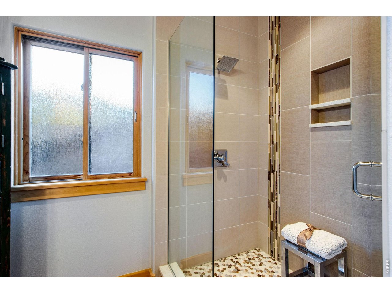 Property Photo 42 Oversized shower