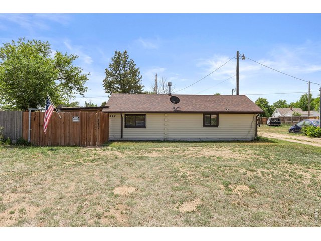 Property Photo 2 NO HOA or METRO!