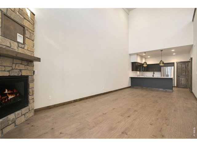 Property Photo 10 Luxury vinyl plank flooring