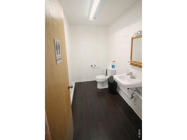 Property Photo 22 Restroom
