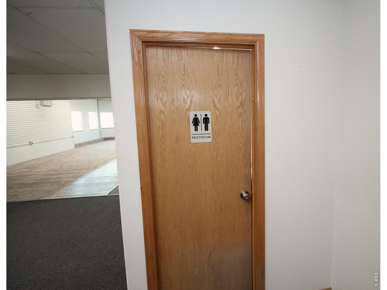 Property Photo 21 Restroom