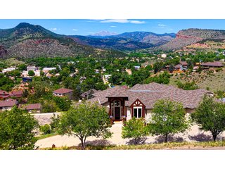 814 Mountain View Dr Lyons, CO 80540