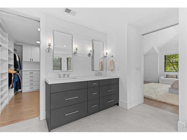 Property Photo 27 Double Vanity with Robern Powered Mirrors