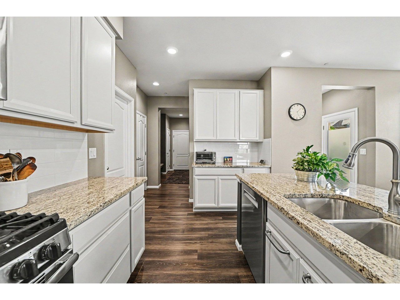 Property Photo 2 Gas Stove Top and Butler Pantry