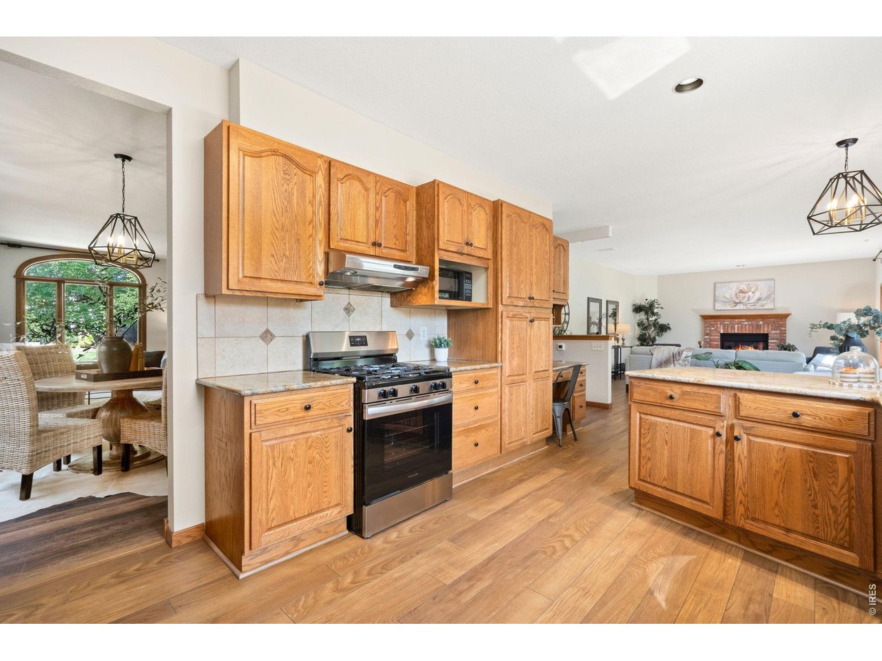Property Photo 13 Kitchen