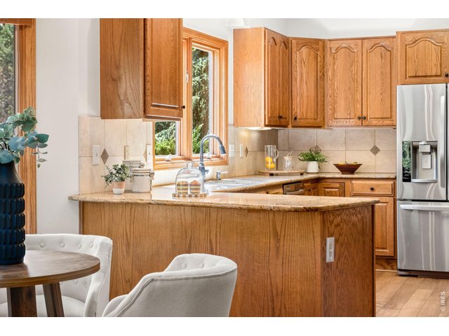 Property Photo 15 Kitchen