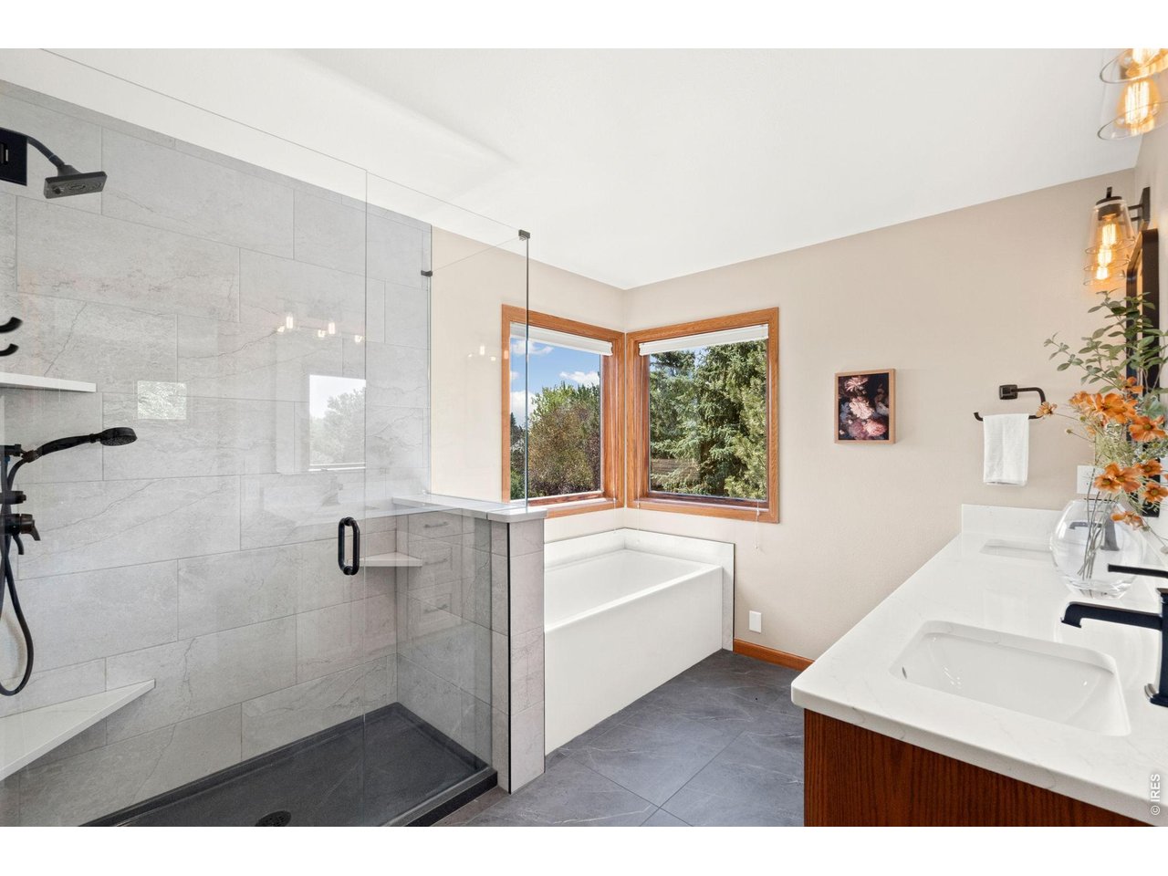 Property Photo 26 Updated Primary Bathroom