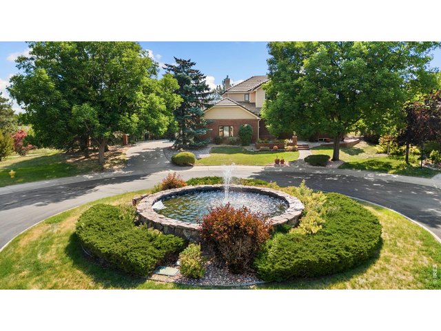 Property Photo 5 Neighborhood Fountain in Front of Home on Cul-de-sac