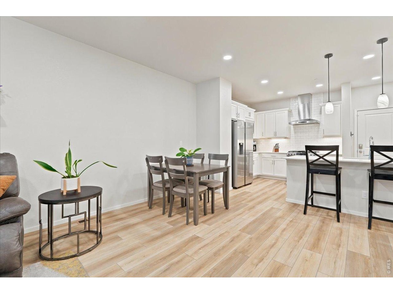 Property Photo 6 Dining space flows right into the kitchen.