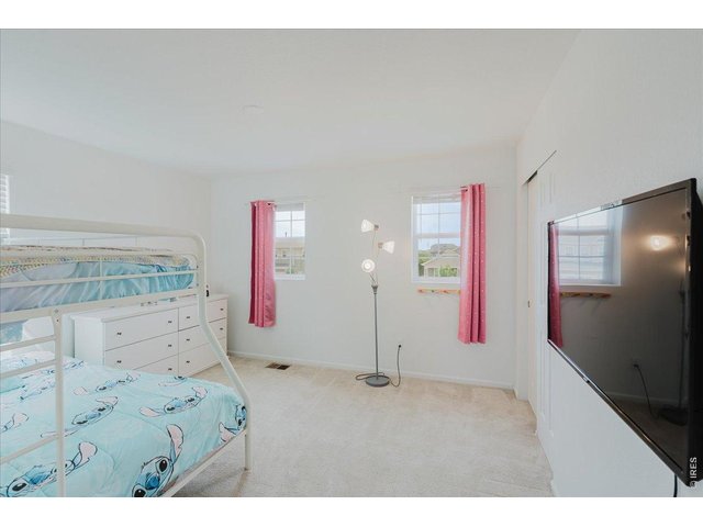 Property Photo 24 bedroom 4