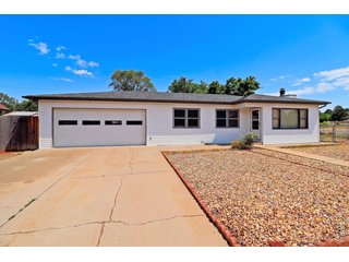 3001 Sunset Dr Evans, CO 80620