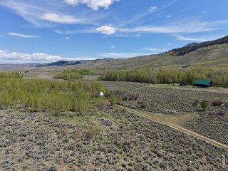211 Rainbow River Dr Jelm, CO 82063