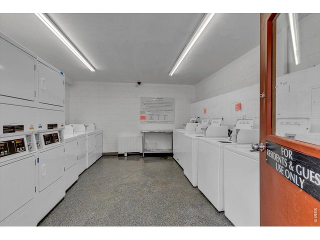 Property Photo 23 Clean and well lit laundry room near by.