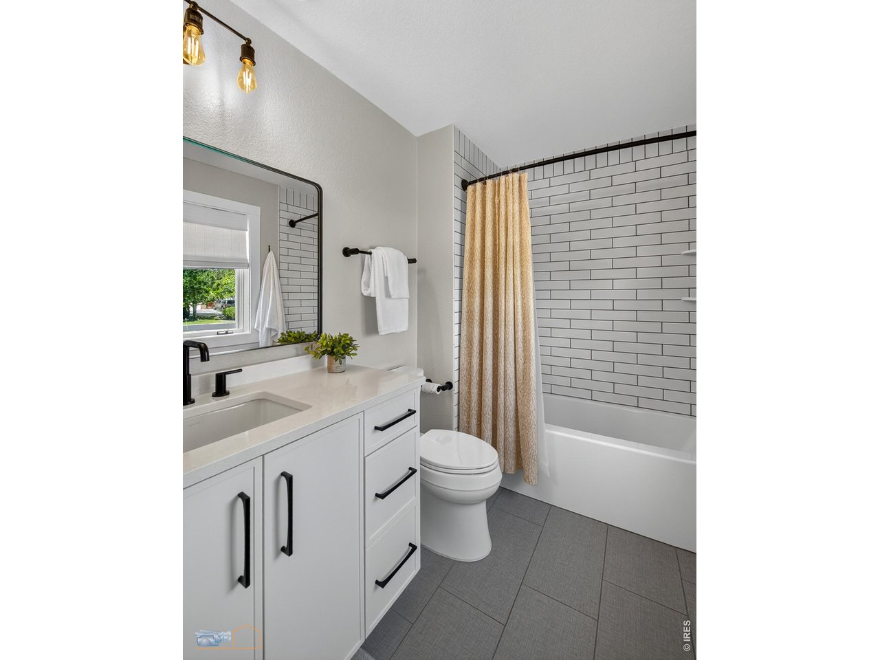 Guest Ensuite Bathroom