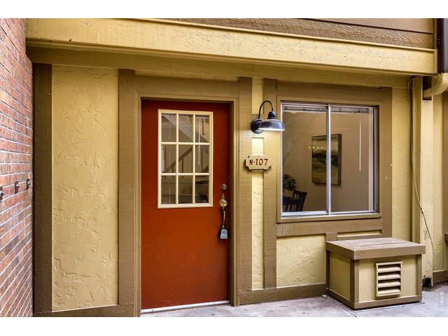 Property Photo 2 Front Entry