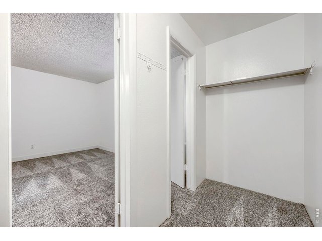 Property Photo 18 Large Walk-in Closet