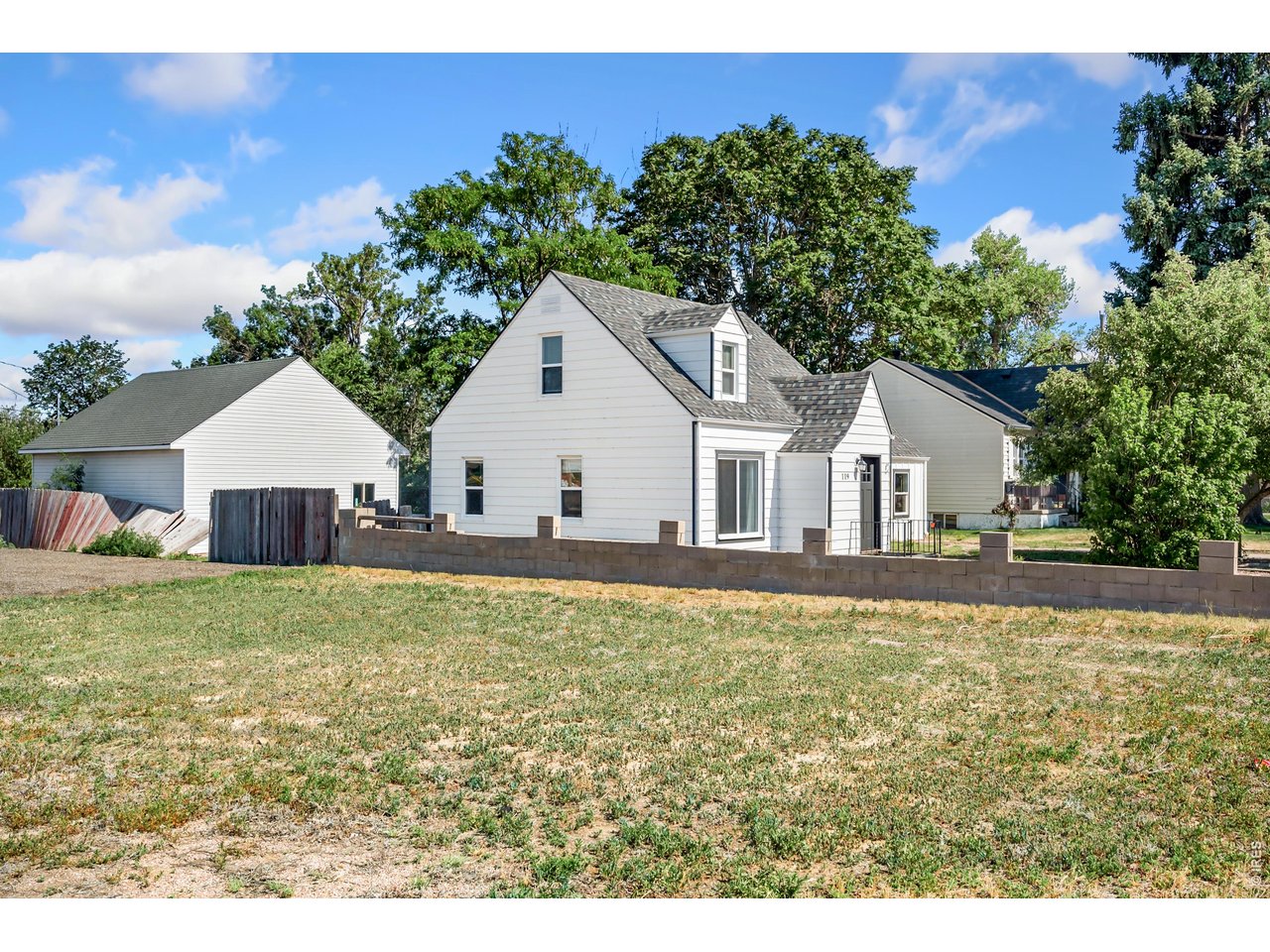 Property Photo 4 