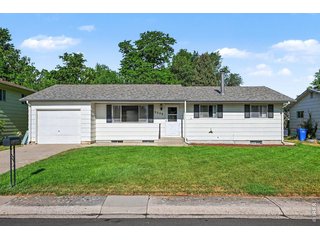 1409 Shamrock St Fort Collins, CO 80521