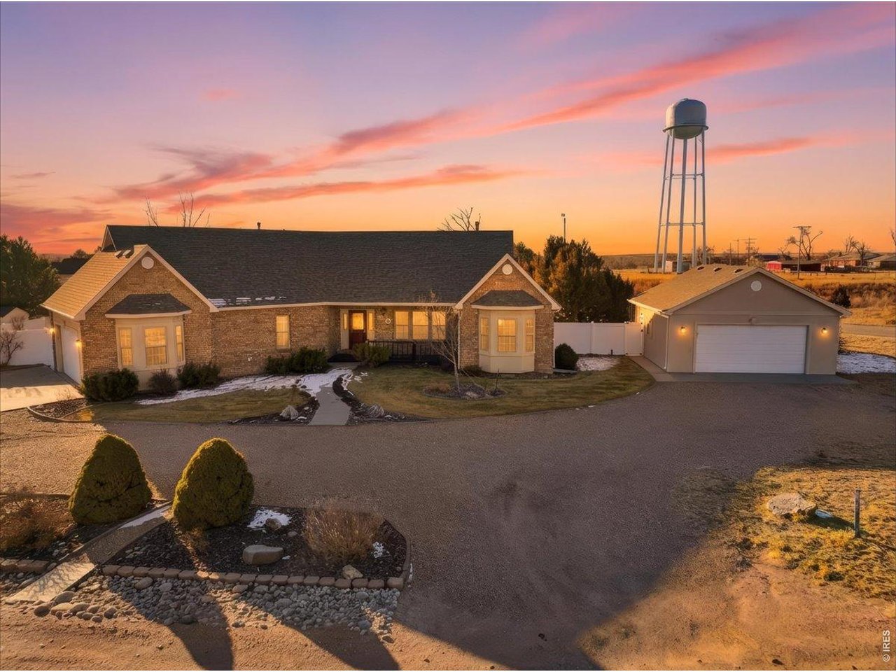 Property Photo 1 