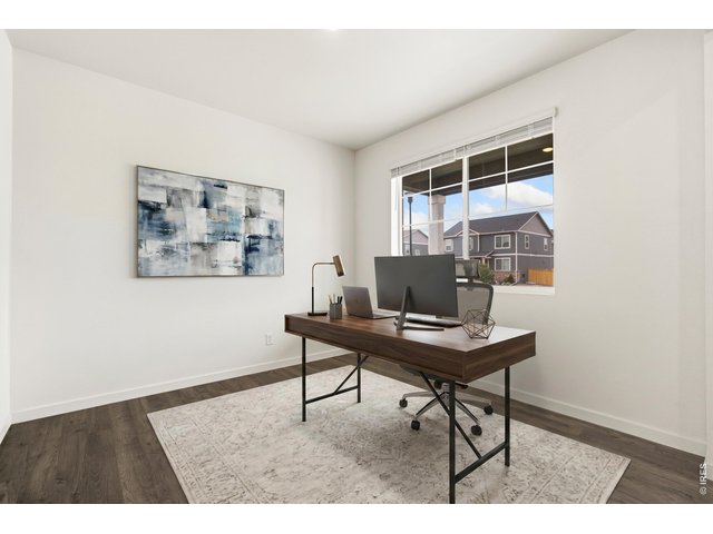 Property Photo 16 **Virtually Staged**