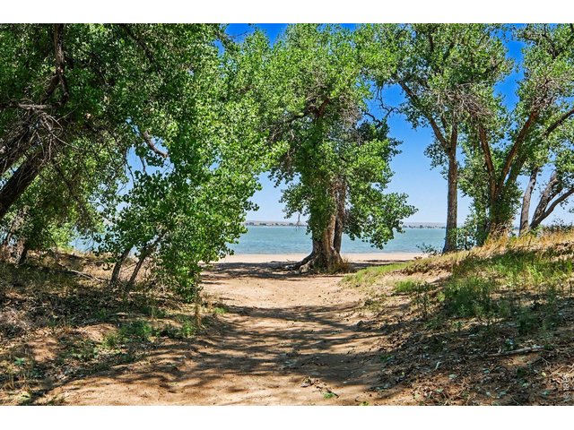 Property Photo 5 Another part of the lake. This area is laid back, quiet,... a lifestyle.