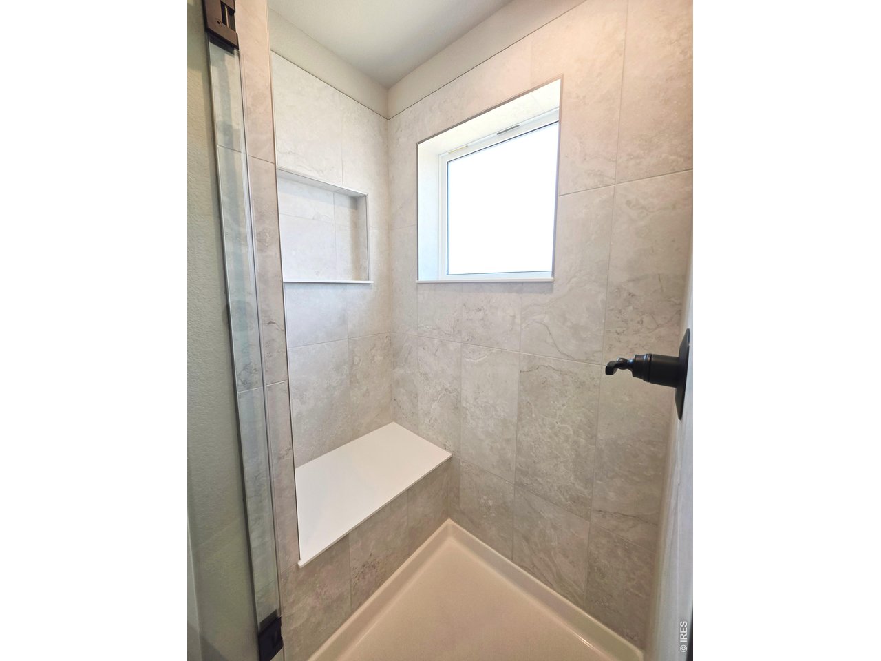 Property Photo 7 Primary Bath