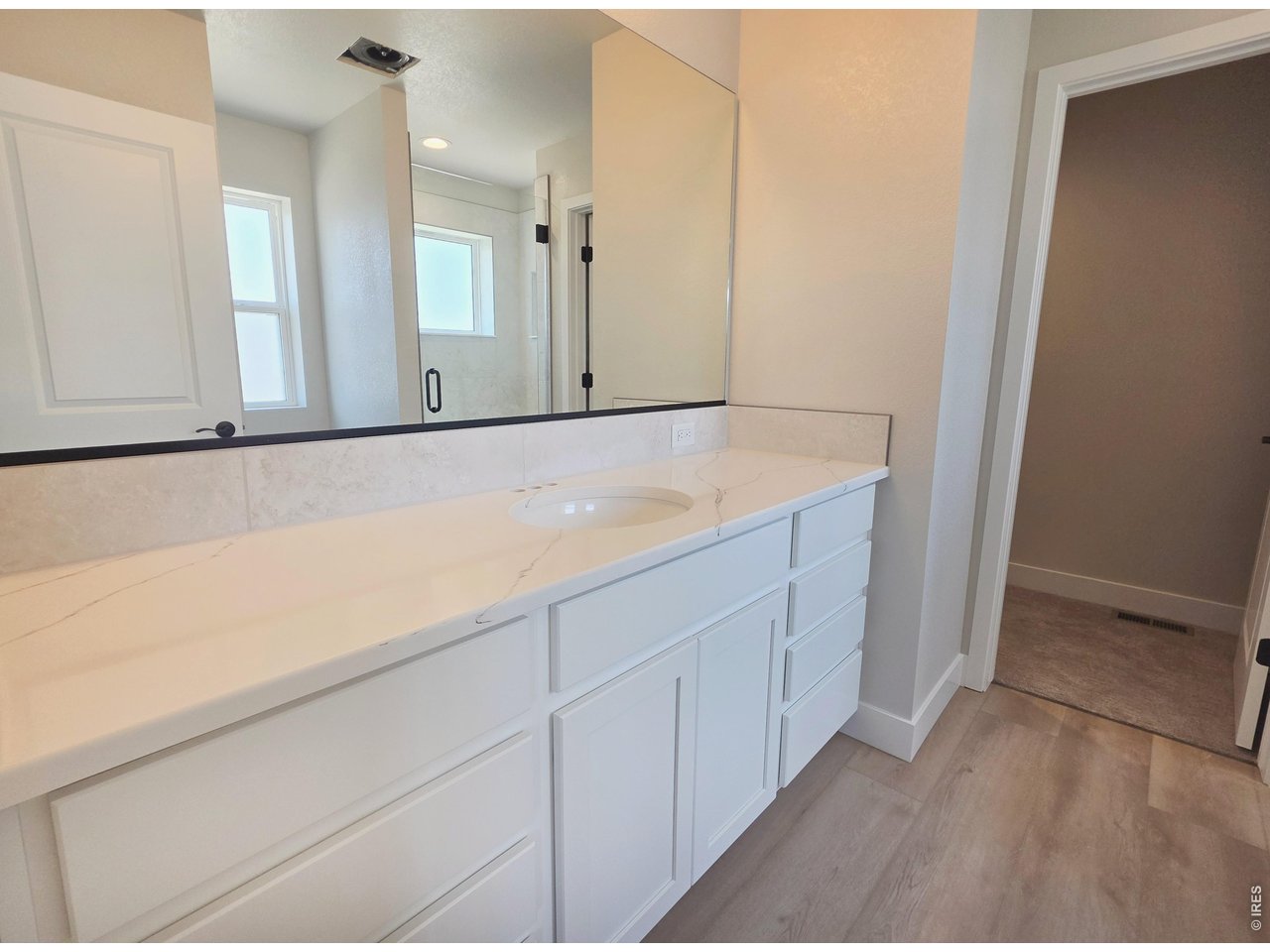 Property Photo 8 Primary Bath