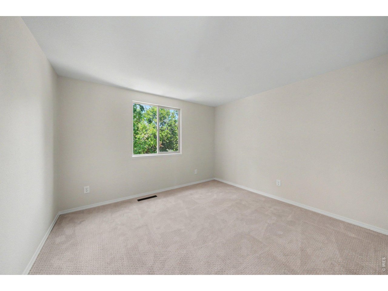 Property Photo 20 Upstairs bedroom #2