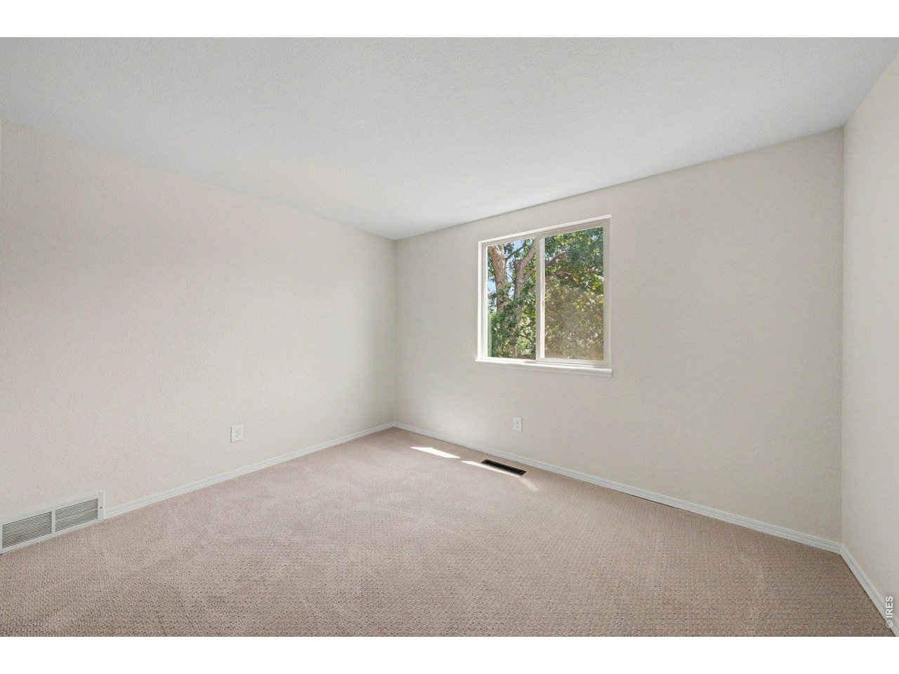 Property Photo 22 Upstairs bedroom #4