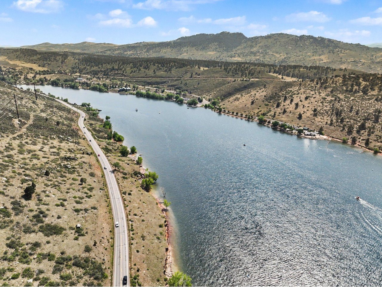 Property Photo 41 Minutes from all that Horsetooth has to offer