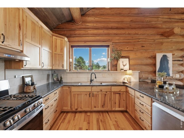 Property Photo 8 Tons of cabinet and counter space