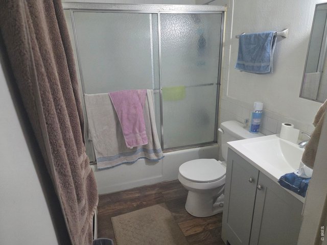 Property Photo 12 Bathroom