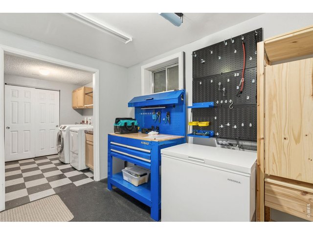 Property Photo 32 Laundry and Flexroom