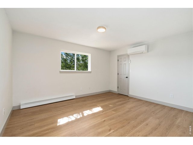 Property Photo 30 Bedroom 3
