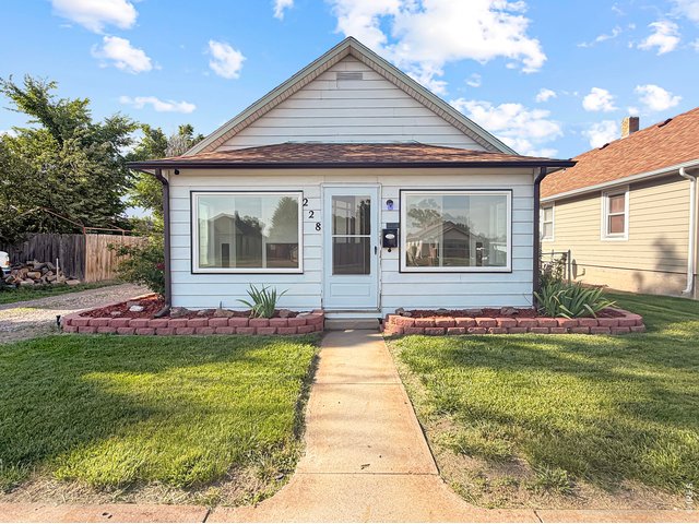Property Photo 1 