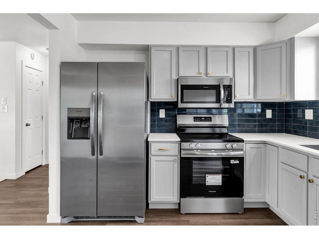 Property Photo 16 All new stainless steel appliances