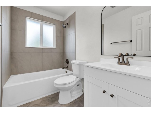Property Photo 29 Main level full bathroom with luxury fixtures!
