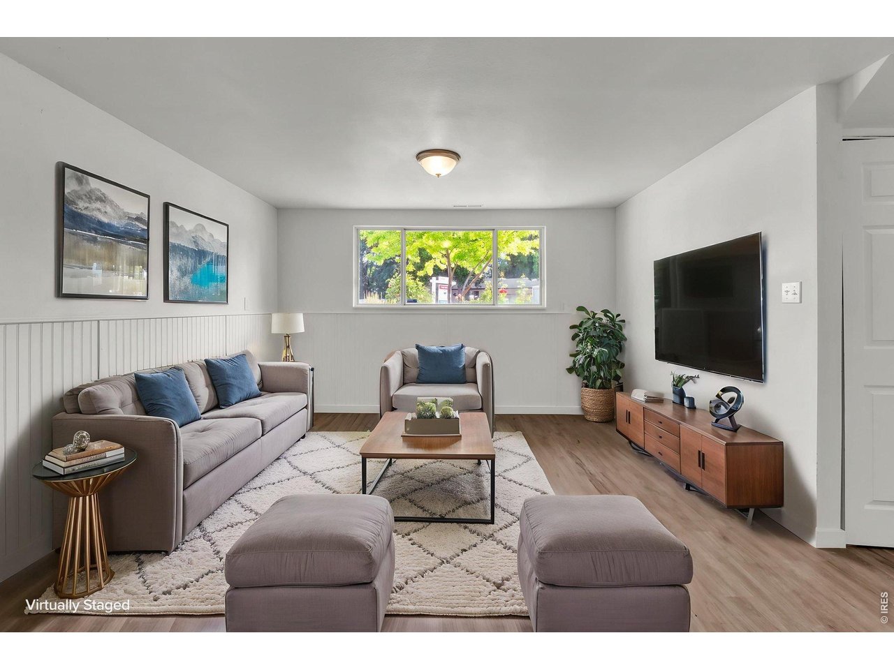 Property Photo 30 Lower level 23 x 13 Family Room