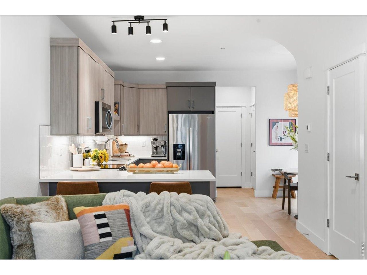 Property Photo 8 Open eat in kitchen