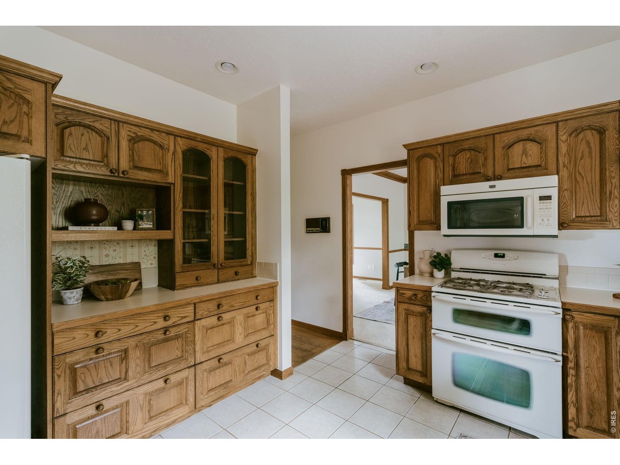 Property Photo 16 Incredible cabinet space w/ drawers and coffee bar area